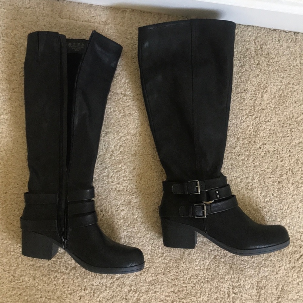 Moro boots